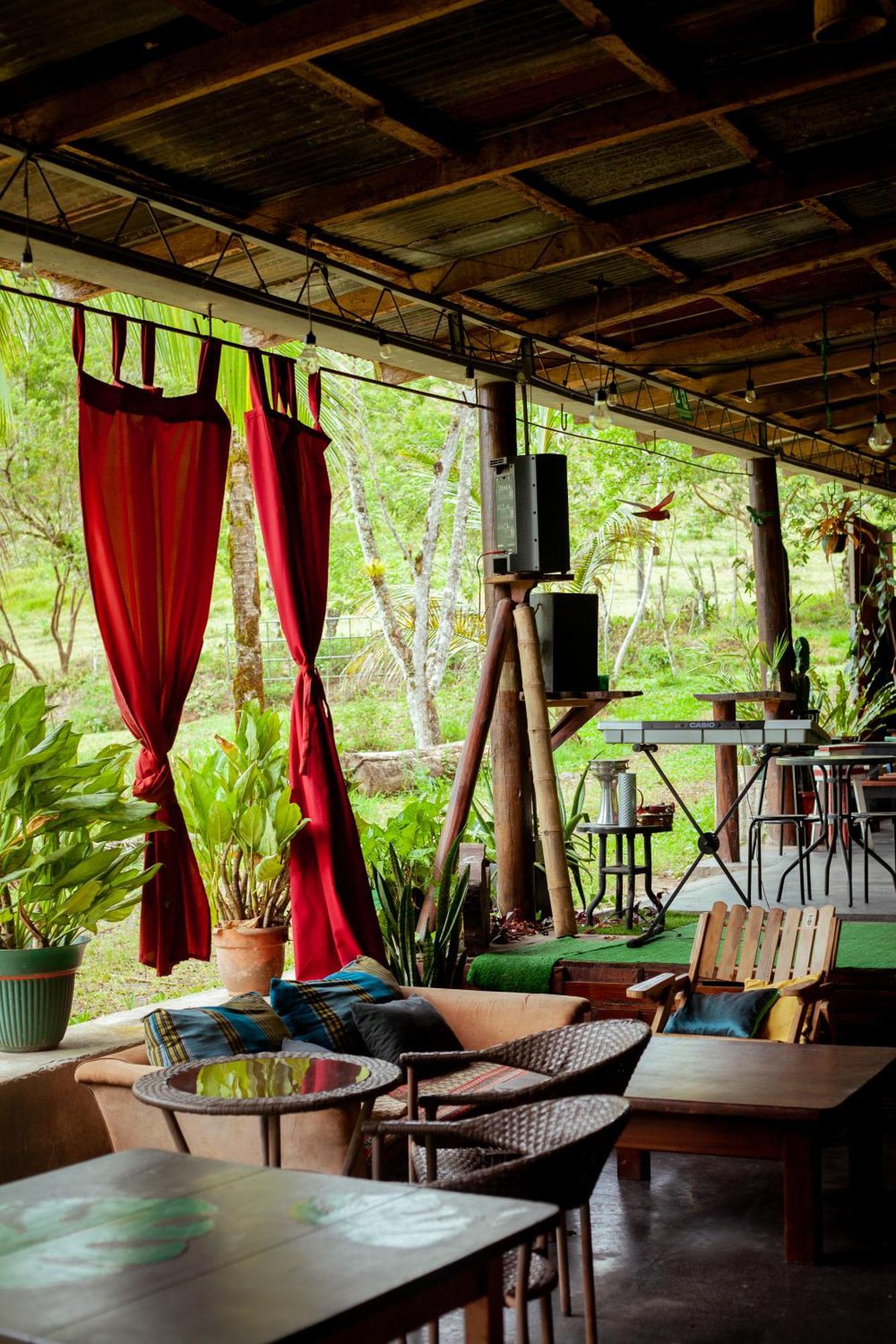 Hacienda Monteclaro Hotel ตูร์เรียลบา ภายนอก รูปภาพ